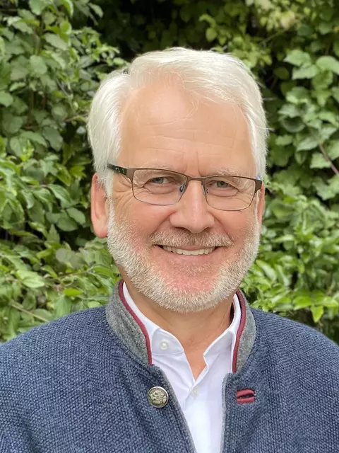 Dr. Joachim Mayer-Brix
