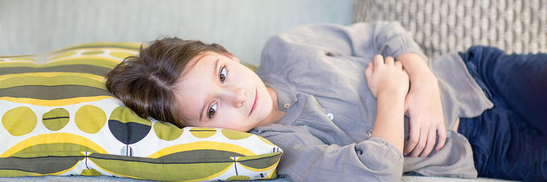 Kind 2 Jahre Nachts Bauchschmerzen Bauchschmerzen bei Kindern - Homöopathie kann helfen